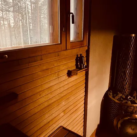 Kaamos Old House Дом отдыха *